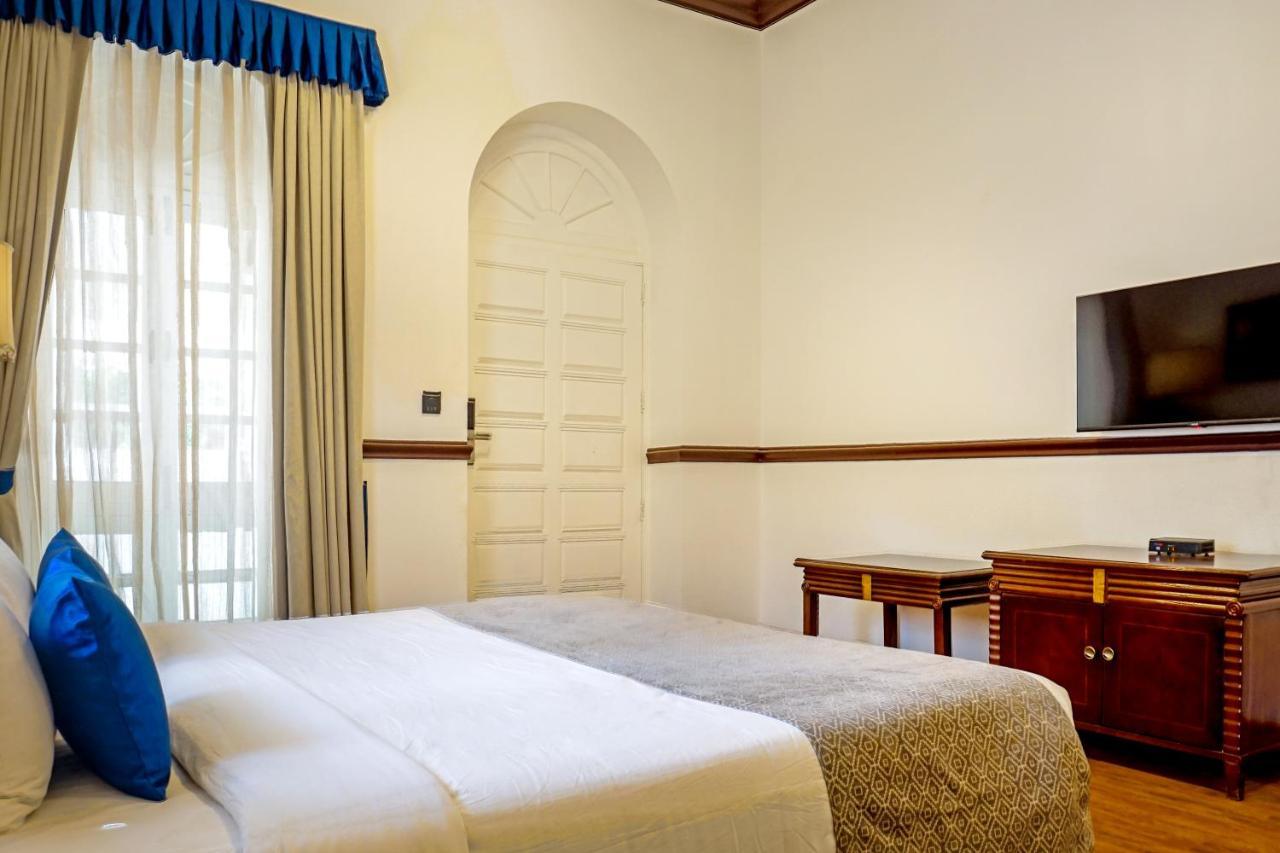 Hotel Citrus Chambers Mahābaleshwar Zewnętrze zdjęcie