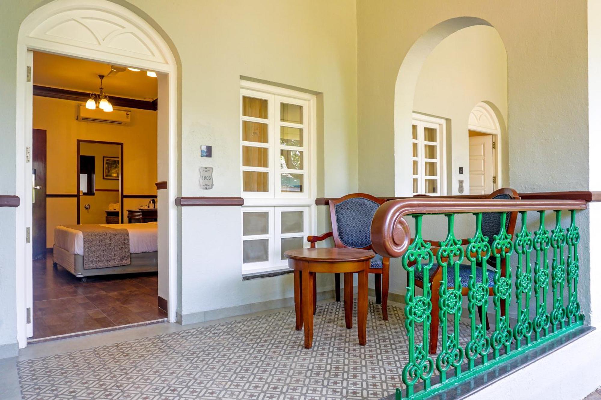 Hotel Citrus Chambers Mahābaleshwar Zewnętrze zdjęcie