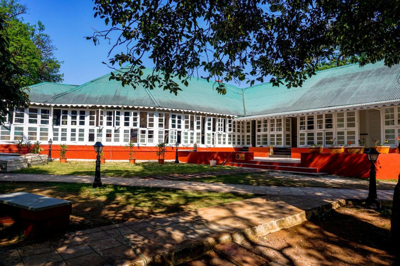 Hotel Citrus Chambers Mahābaleshwar Zewnętrze zdjęcie